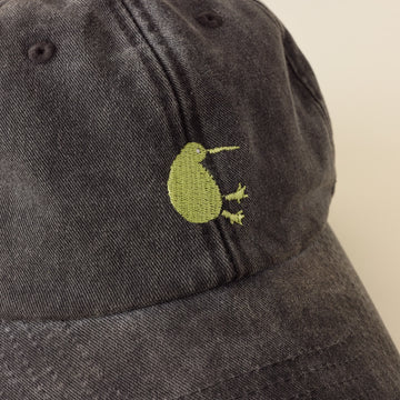 Kiwi Cru Vintage Cap in Charcoal